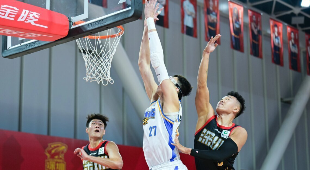 15分30分39分！一夜3门惨案，黑马再爆大冷，让积分榜彻底乱套